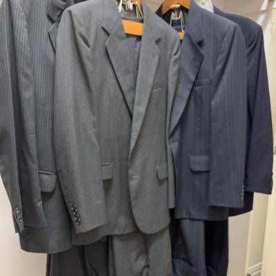 BH247 Men Suits By English Manor And Stripling Cox 