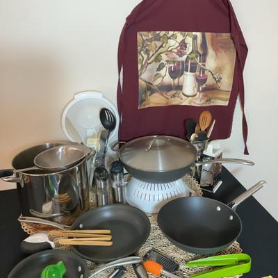 BH142 Cooking With Calphalon