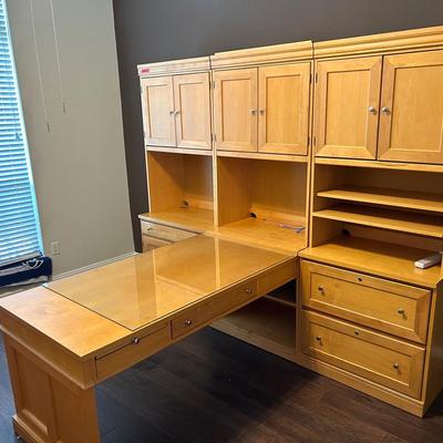 BH509 Broyhill Office Workstation With Dual Desk Drawers 
