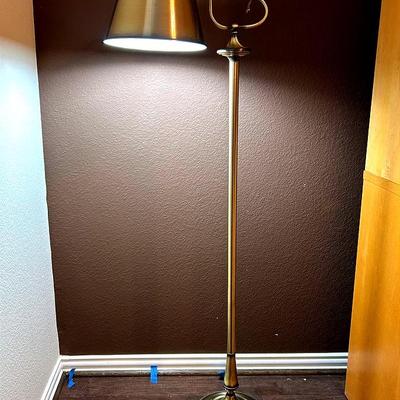 BH445 TOLE TOLEWARE Metal Bridge Floor Lamp 