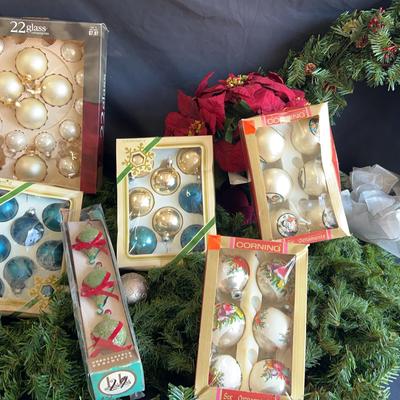 BH677 Classic Corning Christmas Ornaments & Garland! 