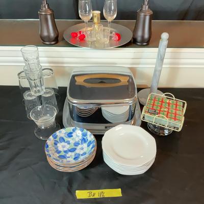 BH186 Let’s Celebrate With Cake!