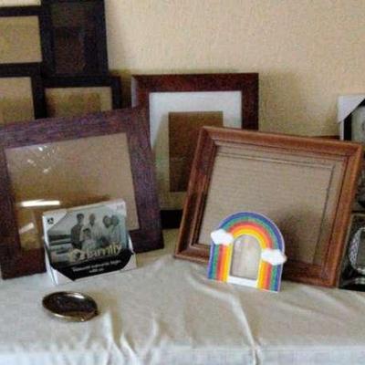 LR100 FRAMES PLUS MYSTERY BOX