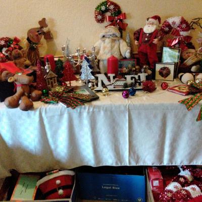 FR300  Christmas Lot With Mystery Lot