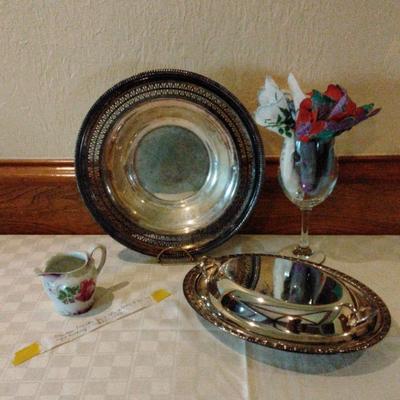 LR138 SILVER TONE STILL BEAUTIFUL