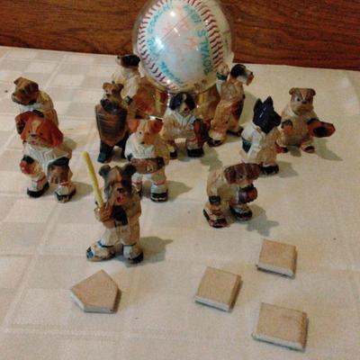 LR123 TINY DOG BALL PLAYERS