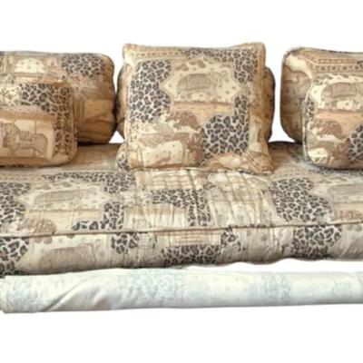 High quality fabric cushions - oblong couch, 5 lumber pillows, 1 square + additional fabric