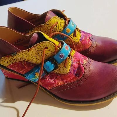 Quirky Colorful Heeled Oxfords Sz 41