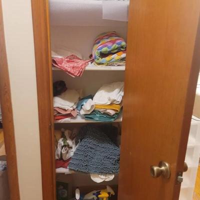 Bathroom Essentials Lot - Hand Towels, Wash Cloths, Bath Towels & More
