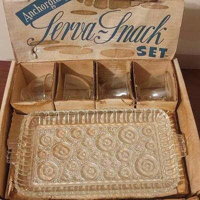 Anchor Hocking Serva-Snack Set - Vintage Glass Set Complete with Box!  8pc Set