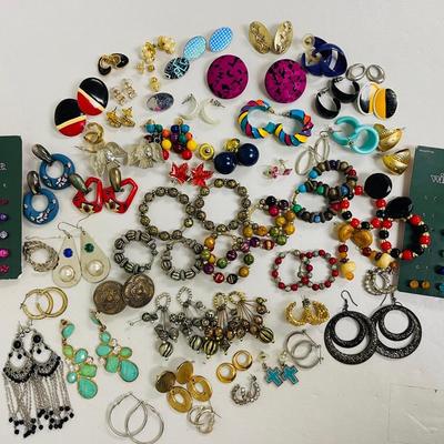 Pierced Fashion Earrings