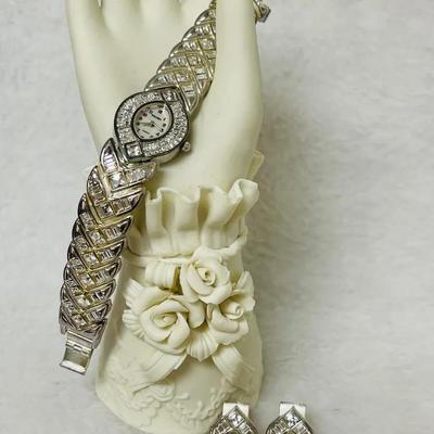 Rare Vintage “Golden” Watch and Earring Set 