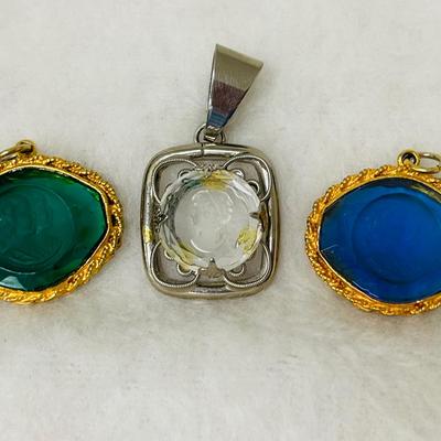 Glass Stone Cameo Pendants 