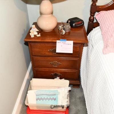 Sale Photo Thumbnail #680: 0679 bedroom b