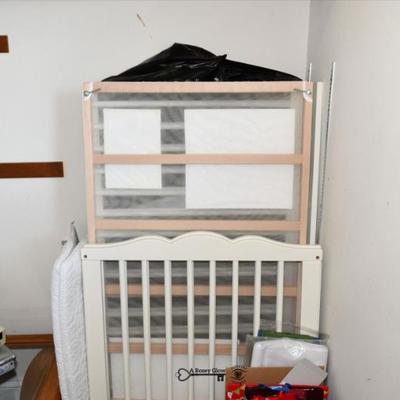 Sale Photo Thumbnail #873: 0872 bedroom d