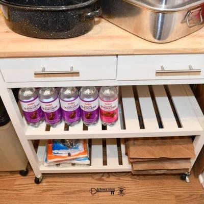 Sale Photo Thumbnail #474: 0473 pantry