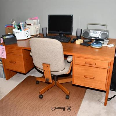 Sale Photo Thumbnail #735: 0734 office