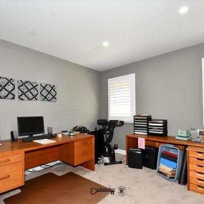 Sale Photo Thumbnail #730: 0729 office