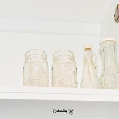 Sale Photo Thumbnail #66: 0065 kitchen