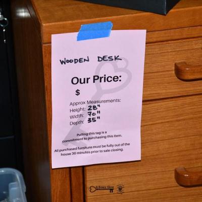 Sale Photo Thumbnail #734: 0733 office