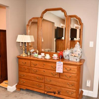 Sale Photo Thumbnail #584: 0583 bedroom a