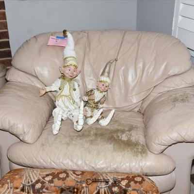 Sale Photo Thumbnail #370: 0369 family room