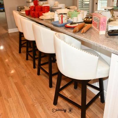 Sale Photo Thumbnail #121: 0120 kitchen