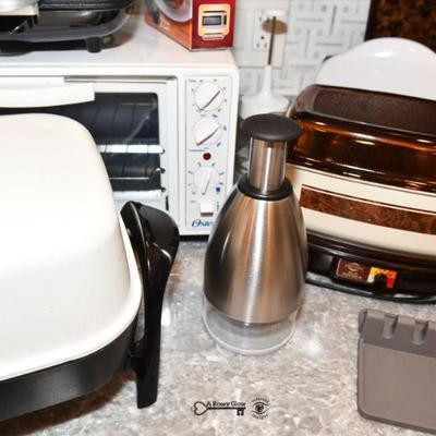 Sale Photo Thumbnail #85: 0084 kitchen