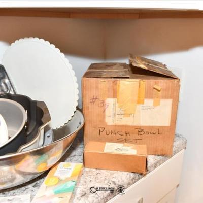 Sale Photo Thumbnail #471: 0470 pantry
