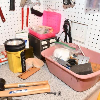 Sale Photo Thumbnail #886: 0885 workshop