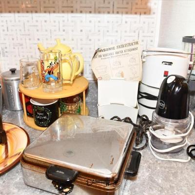 Sale Photo Thumbnail #71: 0070 kitchen