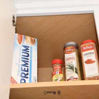 Sale Photo Thumbnail #460: 0459 pantry