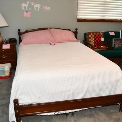 Sale Photo Thumbnail #683: 0682 bedroom b