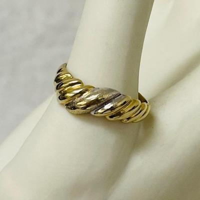 14K Gold Swirl Dome Ring