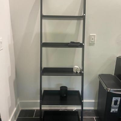 Shelf in the Master bath