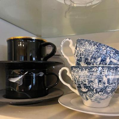 Sale Photo Thumbnail #129: Tea cups 