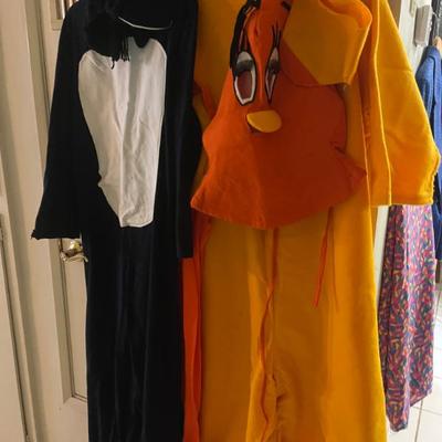 Sale Photo Thumbnail #98: Tweety bird and Sylvester costumes RETRO