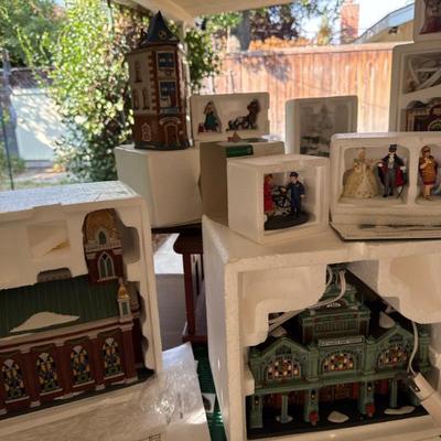 Sale Photo Thumbnail #178: Department 56
