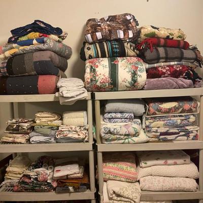 Sale Photo Thumbnail #107: Linens 