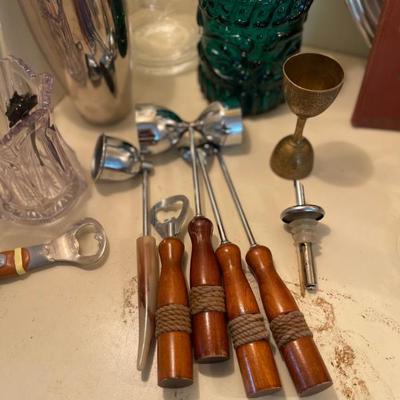Sale Photo Thumbnail #42: Barware 