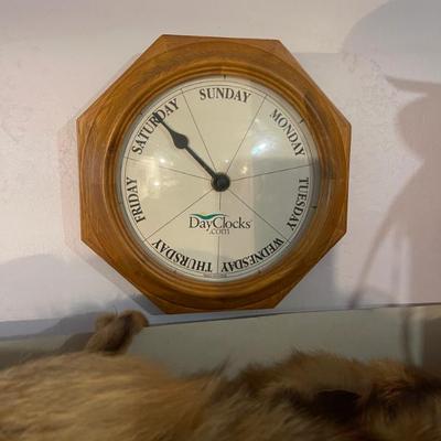 Sale Photo Thumbnail #90: Clock 