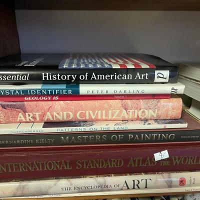 Sale Photo Thumbnail #121: Art books 