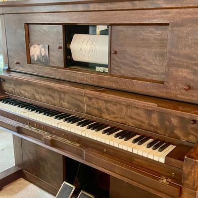 Sale Photo Thumbnail #33: Pump piano works 