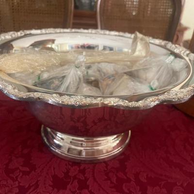 Sale Photo Thumbnail #197: Punch bowl
