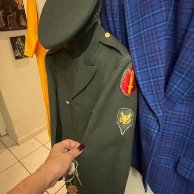 Sale Photo Thumbnail #99: Military 
