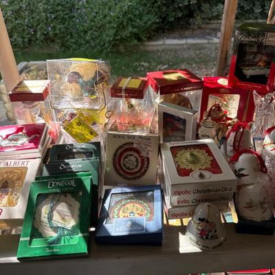 Sale Photo Thumbnail #181: Holiday 