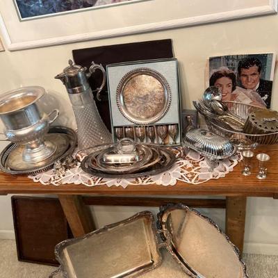 Sale Photo Thumbnail #29: Dining room silver plate 
