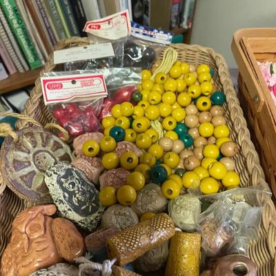 Sale Photo Thumbnail #219: Crafts 