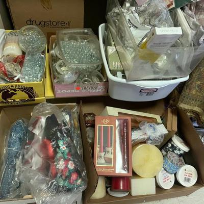 Sale Photo Thumbnail #218: Crafts 