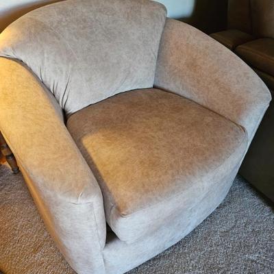 Sale Photo Thumbnail #254